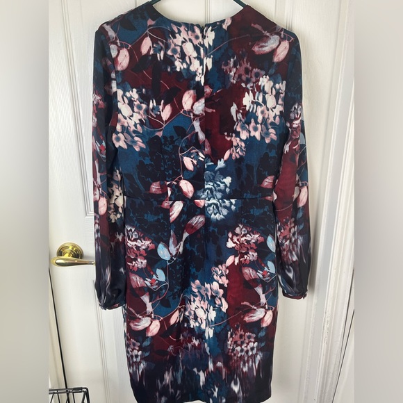 Adrianna Papell long sleeve floral print faux wrap dress, size 10 - Picture 2 of 8